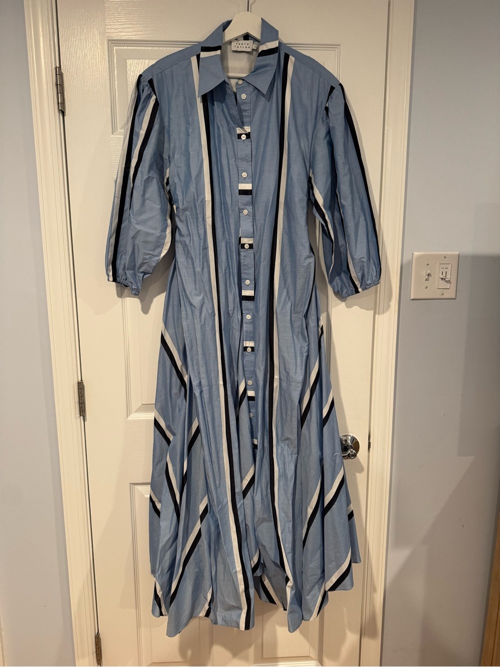 Gorgeous Tanya Taylor Striped Blue Button-Front Dress
